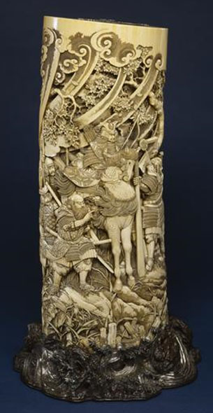 Figure 4 Ivory vase thought to have been acquired by William T. Walters from the 1876 Centennial Exhibition in Philadelphia. The oldest datable Komei work. Note the use of perspective. Collection of The Walters Museum of Art.